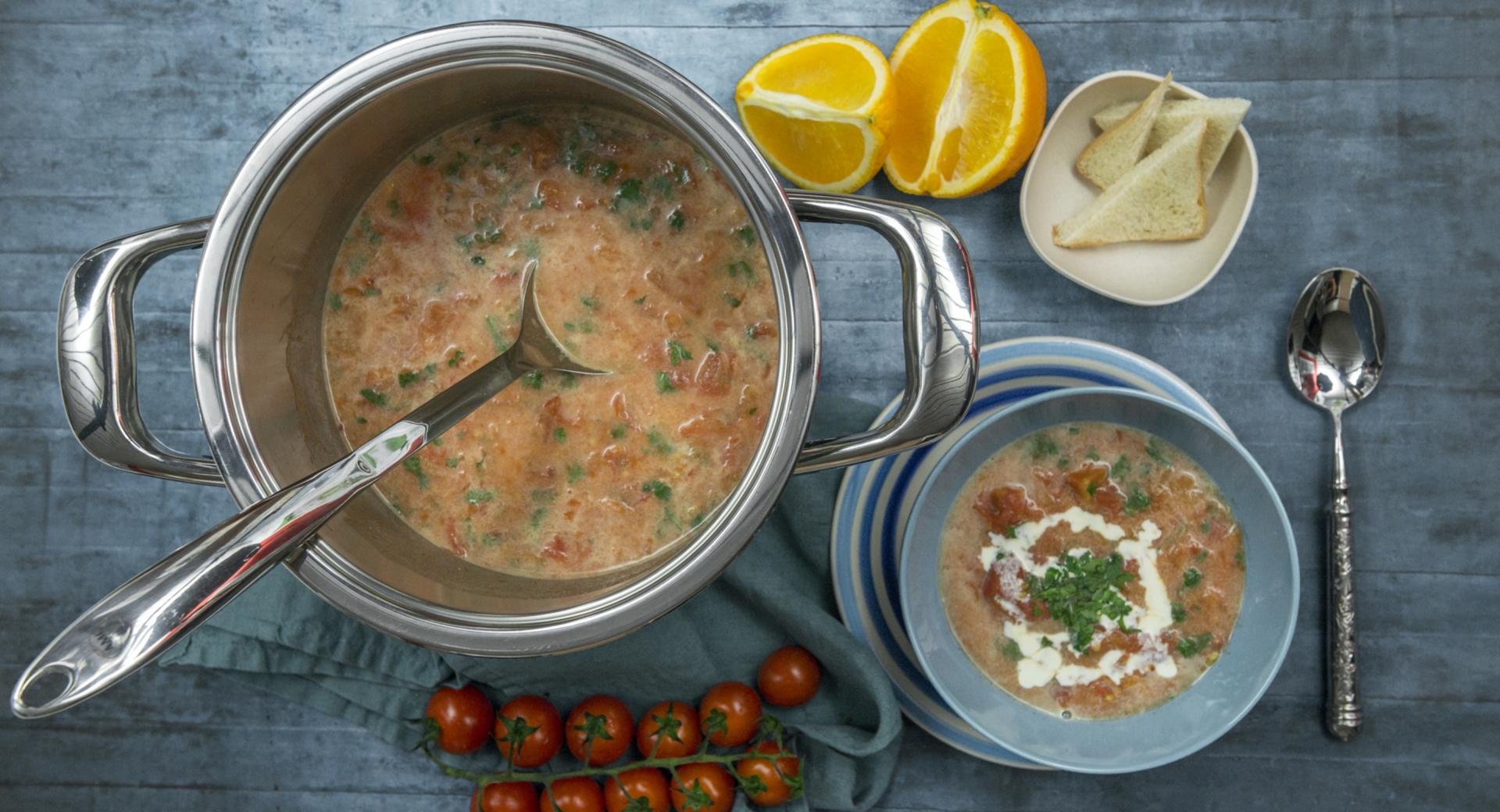 Tomaten-Orangensuppe