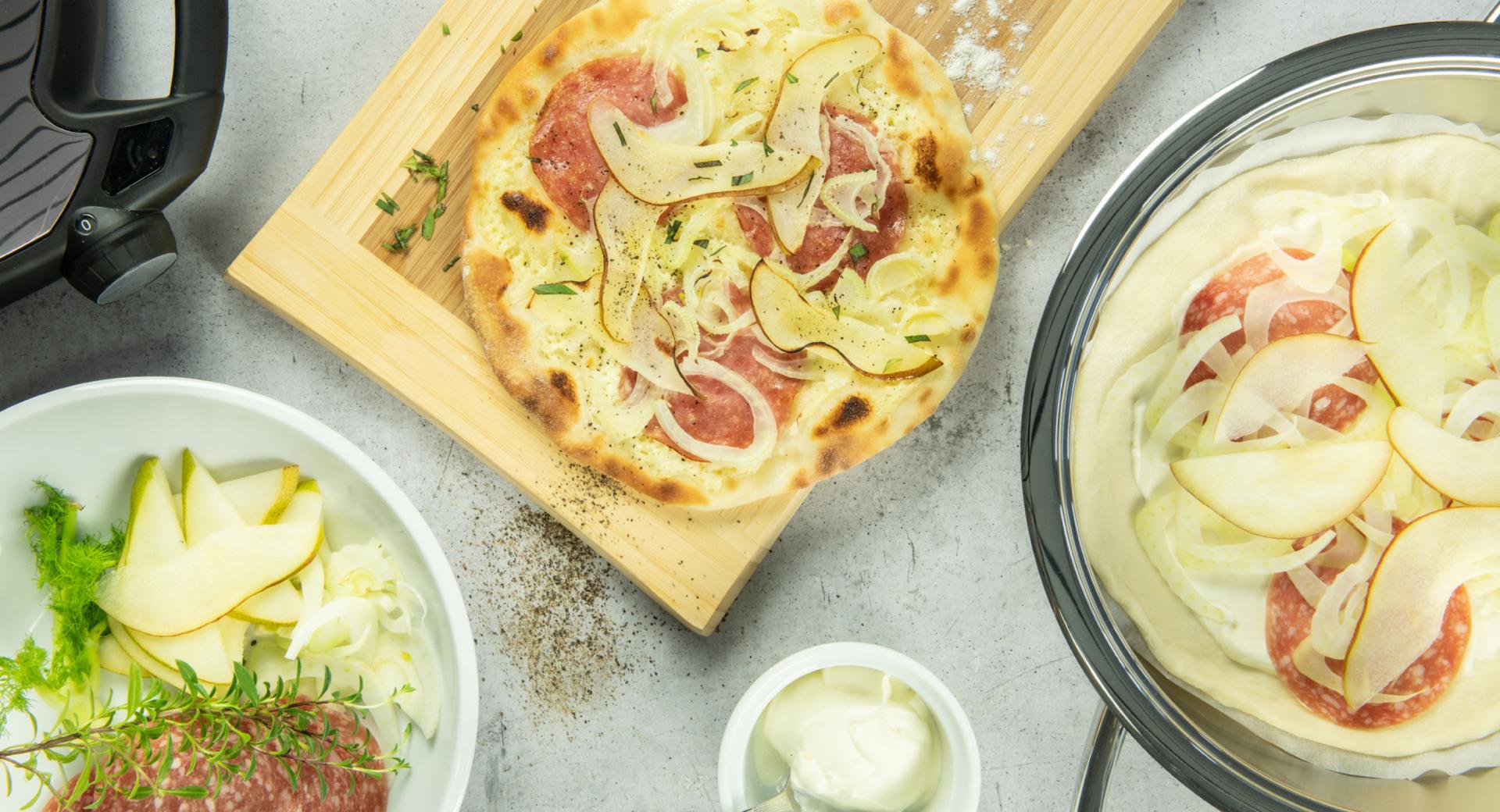 Flammkuchen mit Fenchel, Birne und Salami