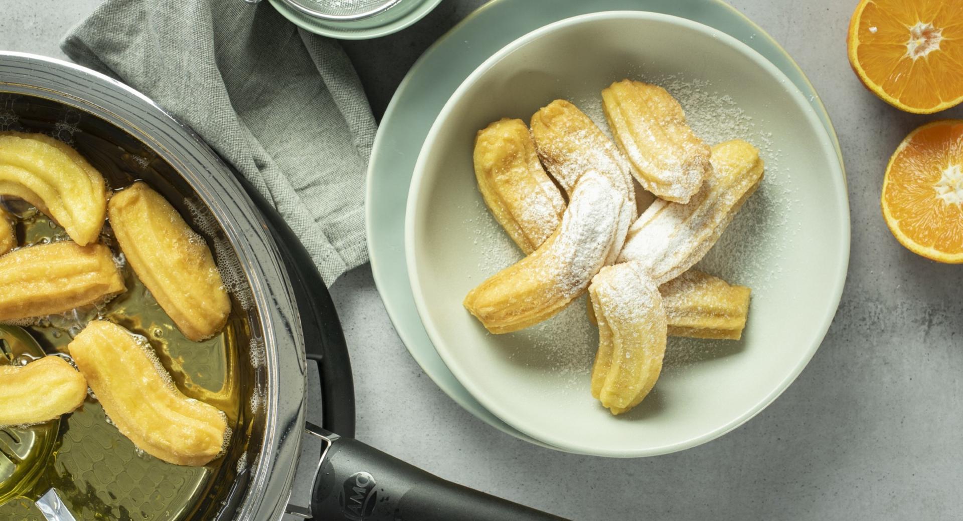 Churros (Orangen-Spritzgebäck)