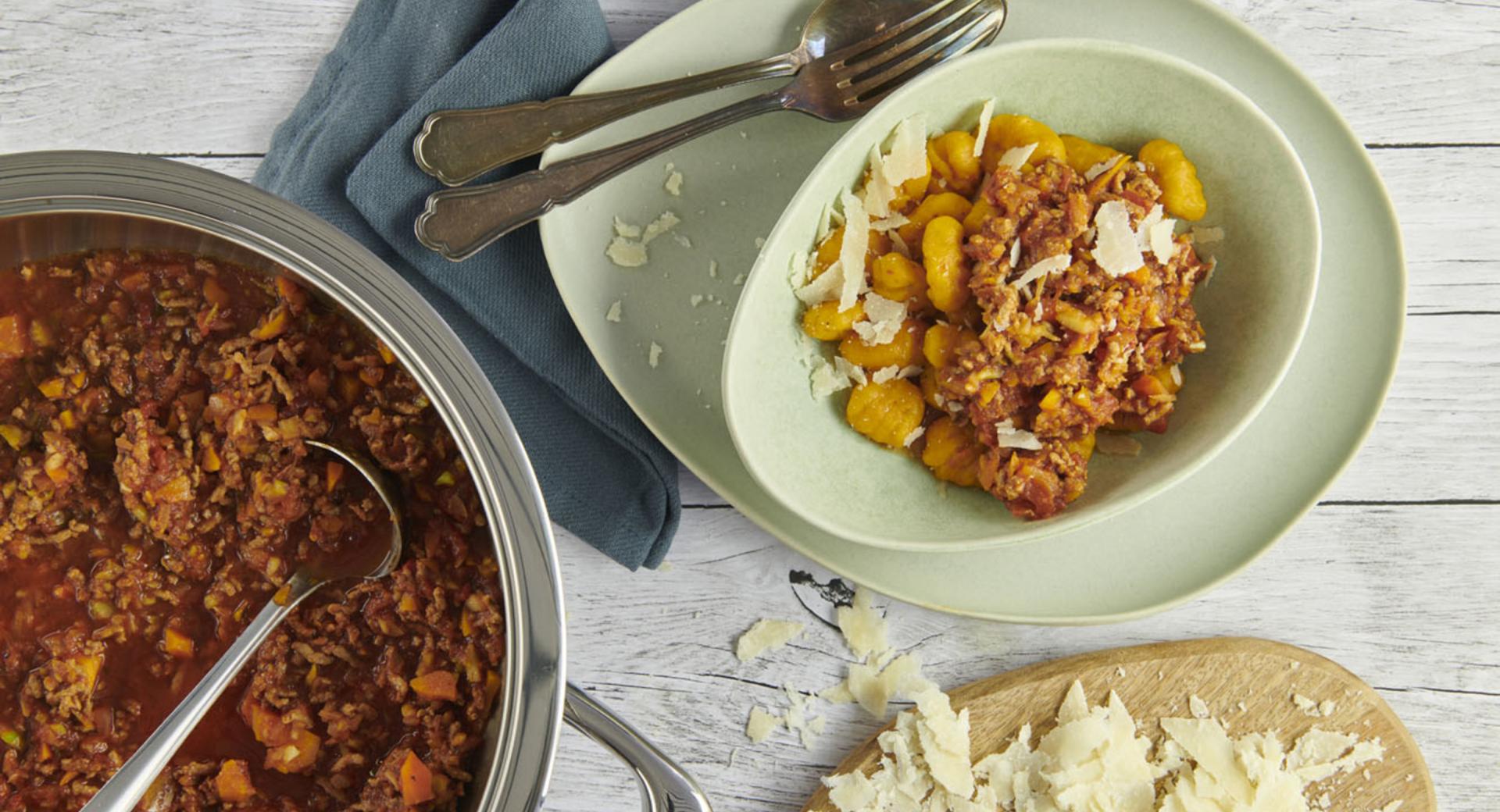 Kürbis-Gnocchi Bolognese