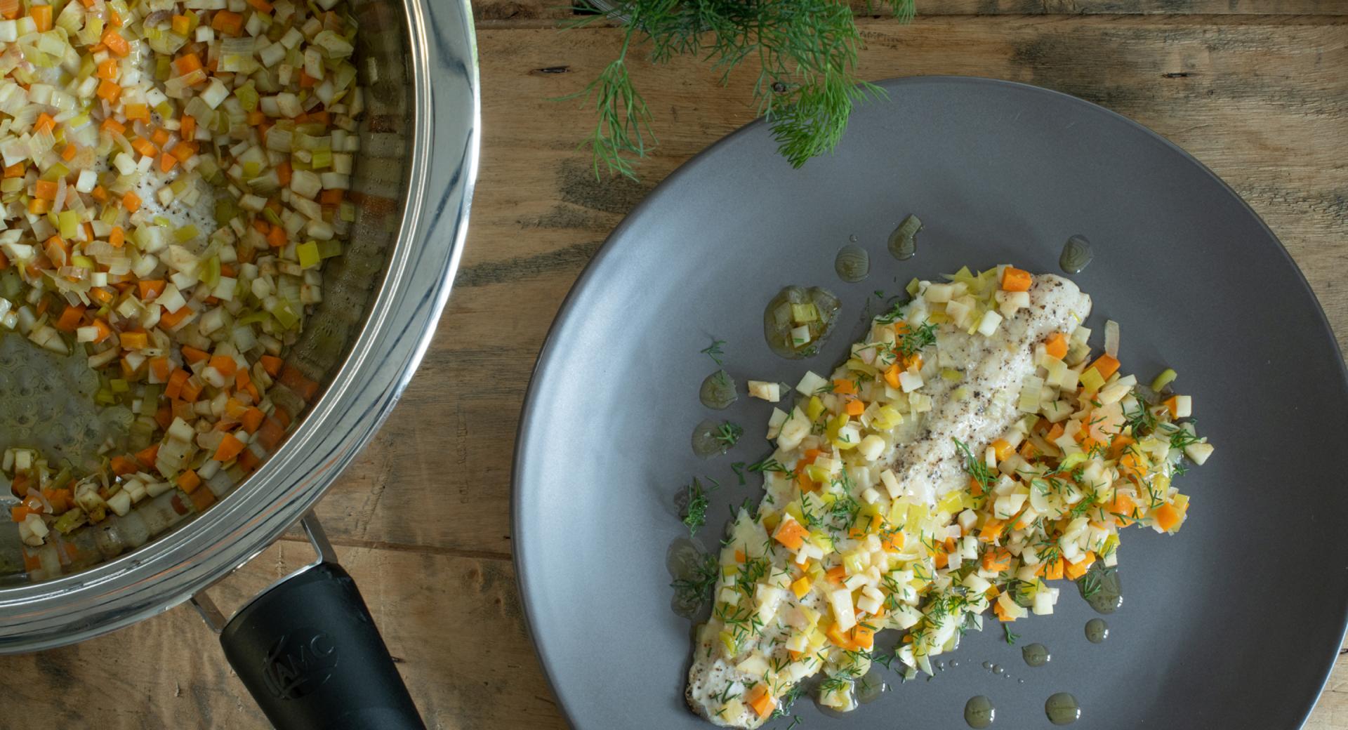 Saiblingfilet auf Gemüsevinaigrette