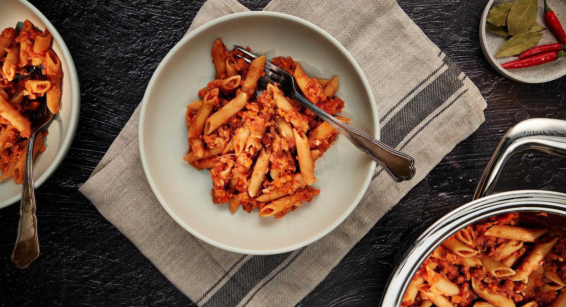 Penne mit Linsen-Bolognese