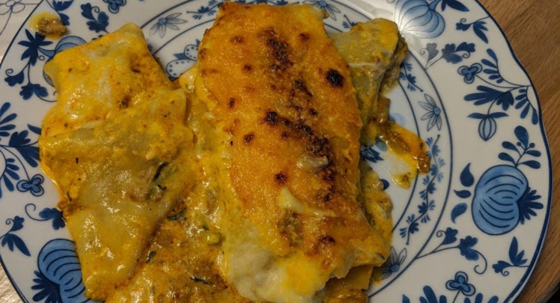 Cannelloni mit Zucchini-Hackfleisch-Füllung
