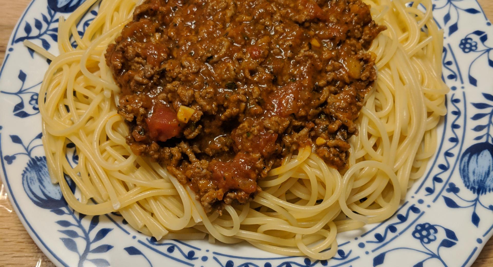 Adrians würzige Bolognese Soße