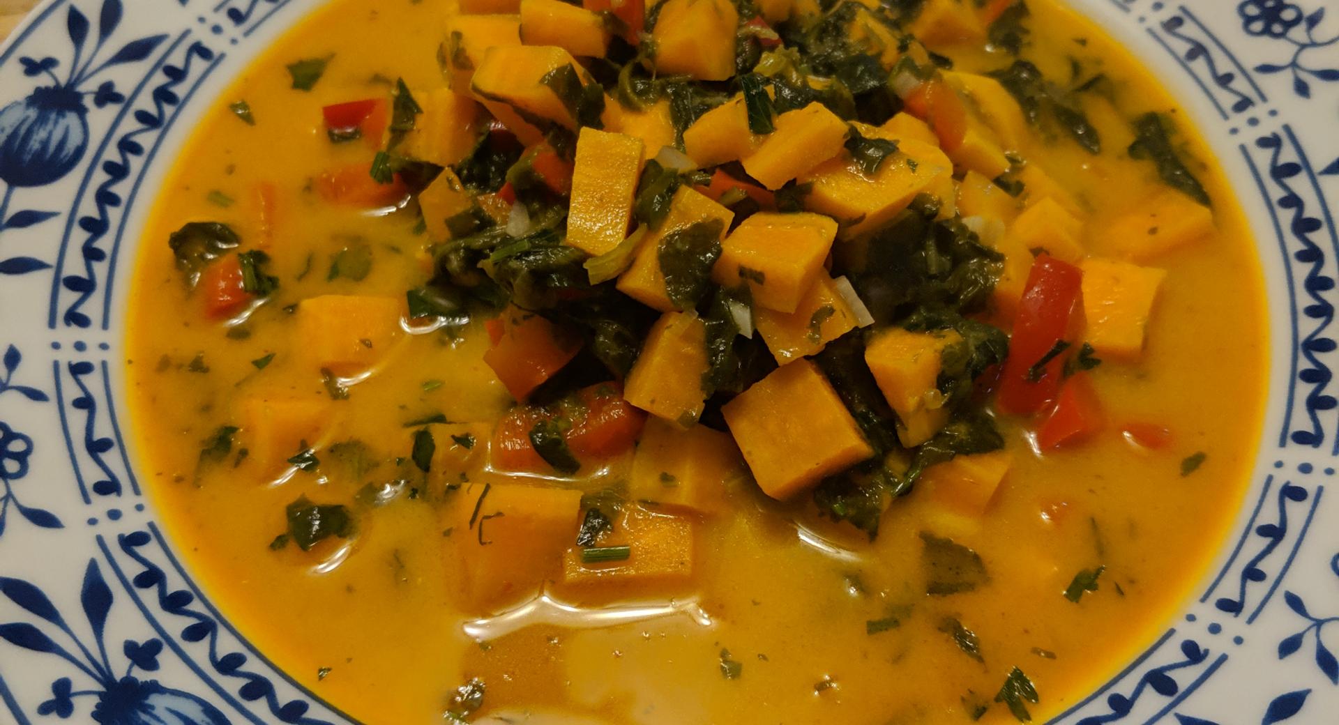 Süßkartoffel-Curry mit Spinat . . scharf