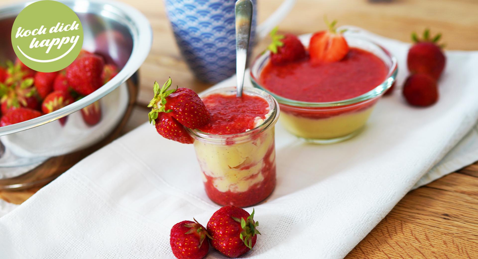 Vanillepudding mit Erdbeersoße