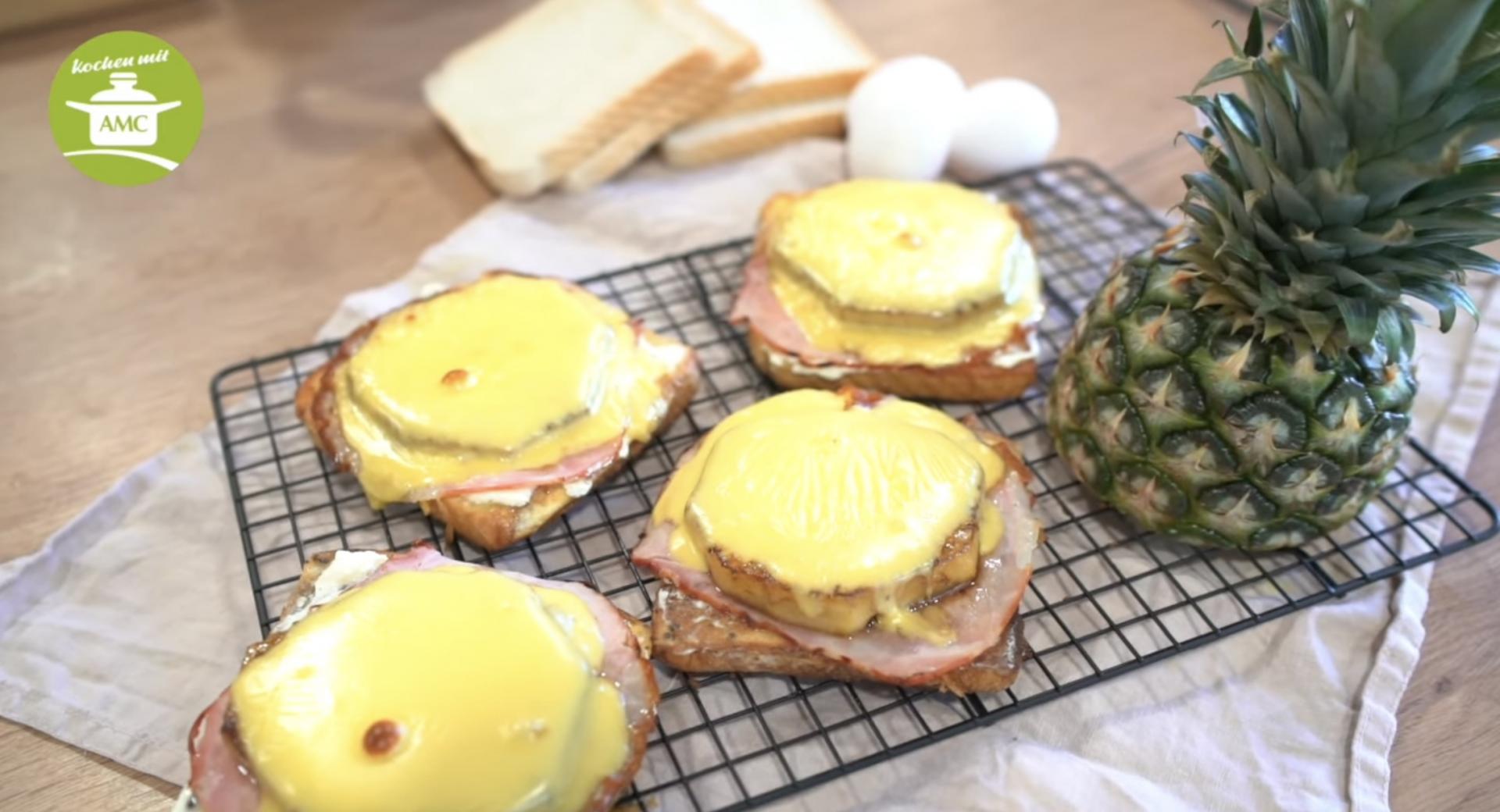 Toast Hawaii