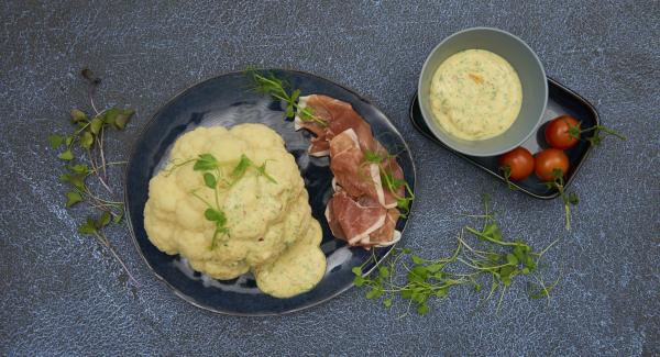 Blumenkohl mit süß-scharfem Dressing