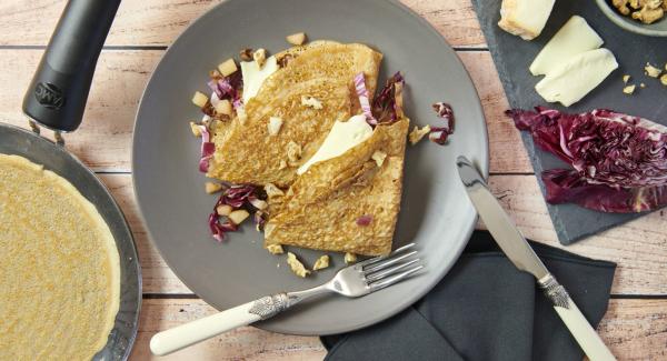 Kastanien-Crêpes mit Radicchio 