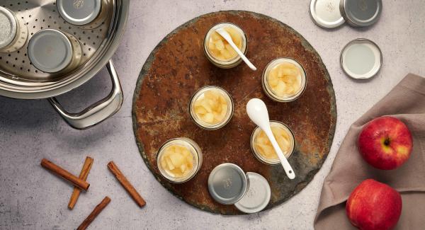 Joghurt mit Zimt-Äpfeln