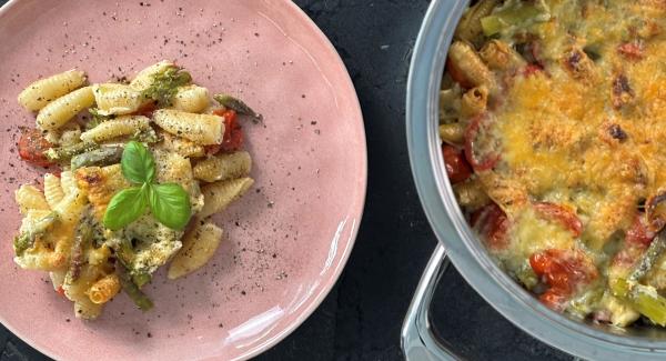Nudelauflauf mit grünem Spargel