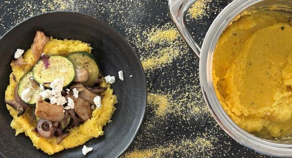 Cremige Polenta mit Grillgemüse