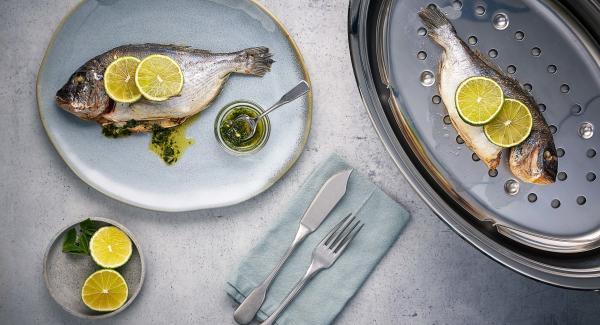 Dorade mit Pfefferminze und Limette