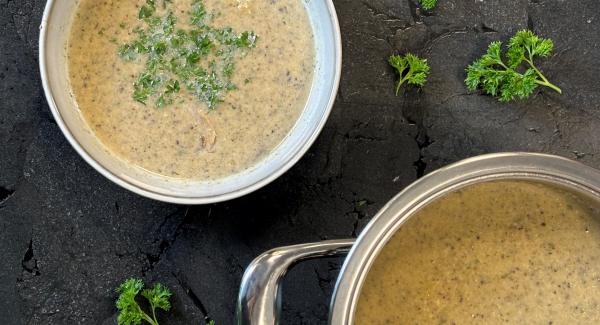 Champignon-Kartoffel-Cremesuppe