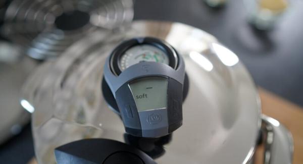 Sobald das Softsymbol erreicht ist und der Audiotherm piepst, den Navigenio komplett ausschalten.