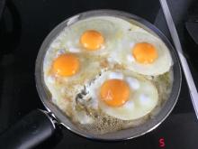 Das perfekte Spiegelei in der oPan
