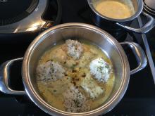 Forellenfilets in Kräutersauce sautiert
